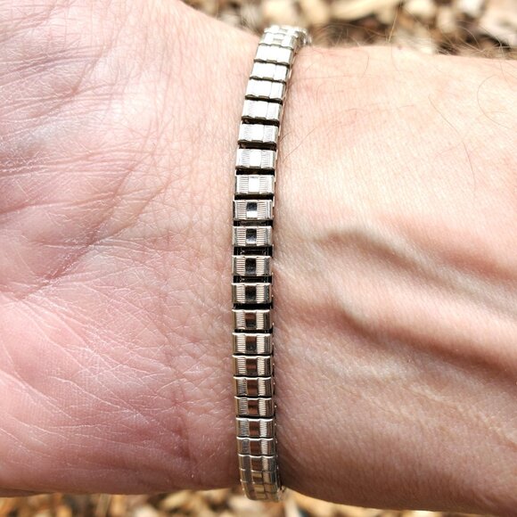 Speidel Hallmark 17 Jewel Yellow & White Gold Vintage Diamond Ladies Watch RUNS - Picture 15 of 16